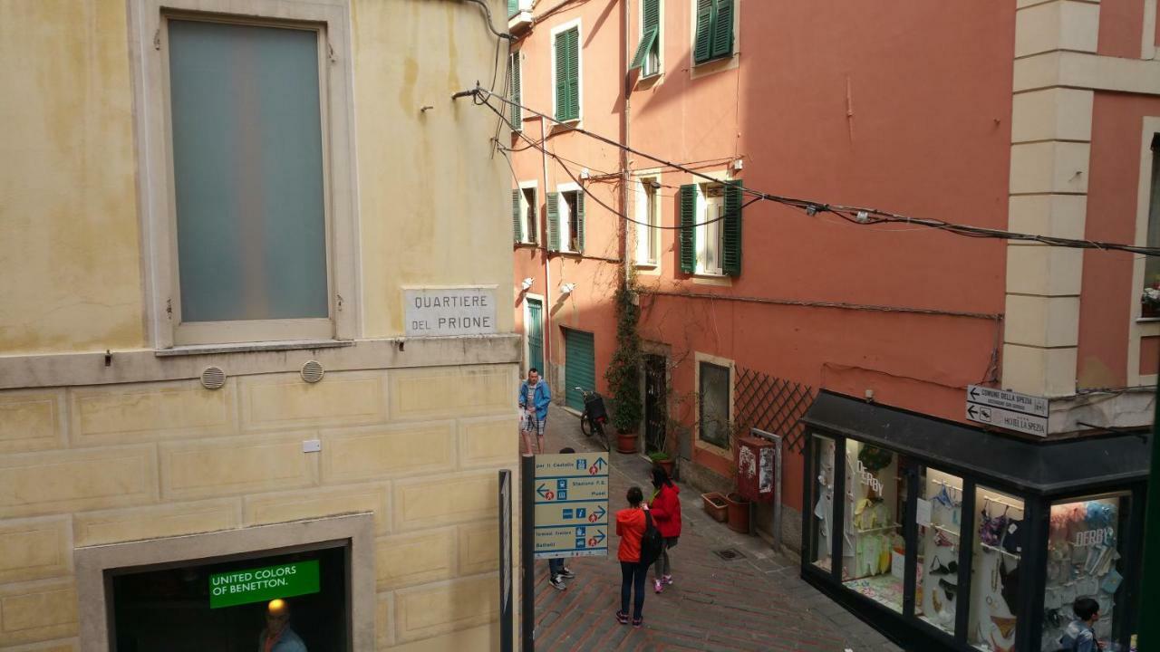 Central Guesthouse La Spezia Exterior photo